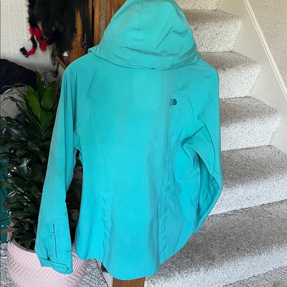 The North Face Aqua Full-Zip Waterproof Outdoor Rain Apex Flex Jacket - Picture 5 of 12